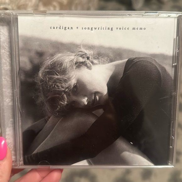 Taylor swift Cardigan and songwriting voice memo - Picture 1 of 3